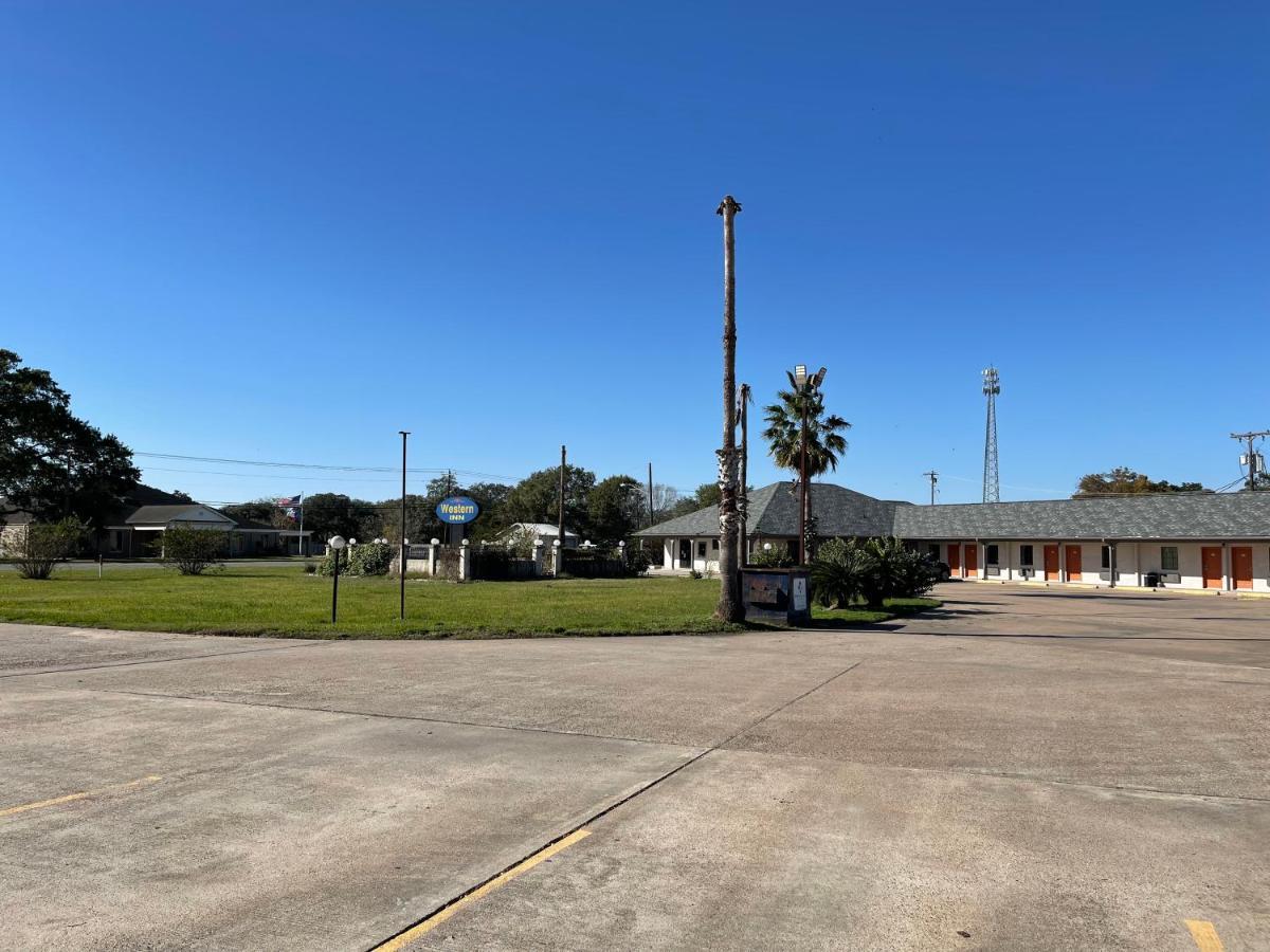 West Columbia Western Inn מראה חיצוני תמונה